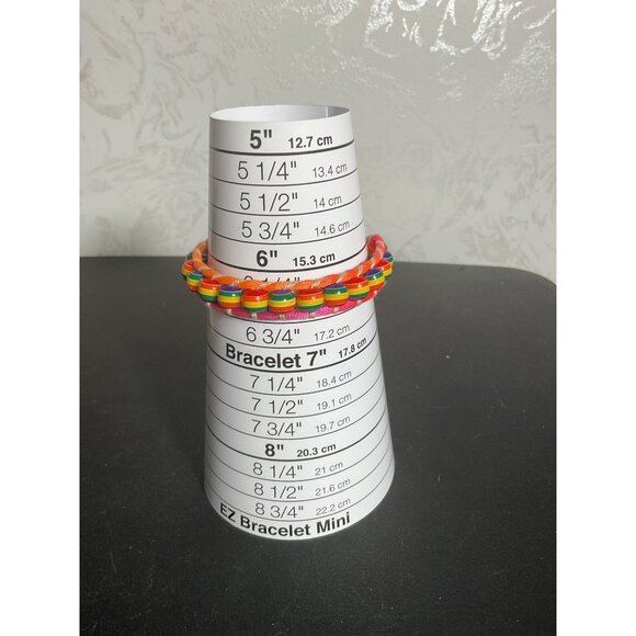 Colorful Beaded Friendship Bracelet With Starfish Charm - Picture 2 of 3